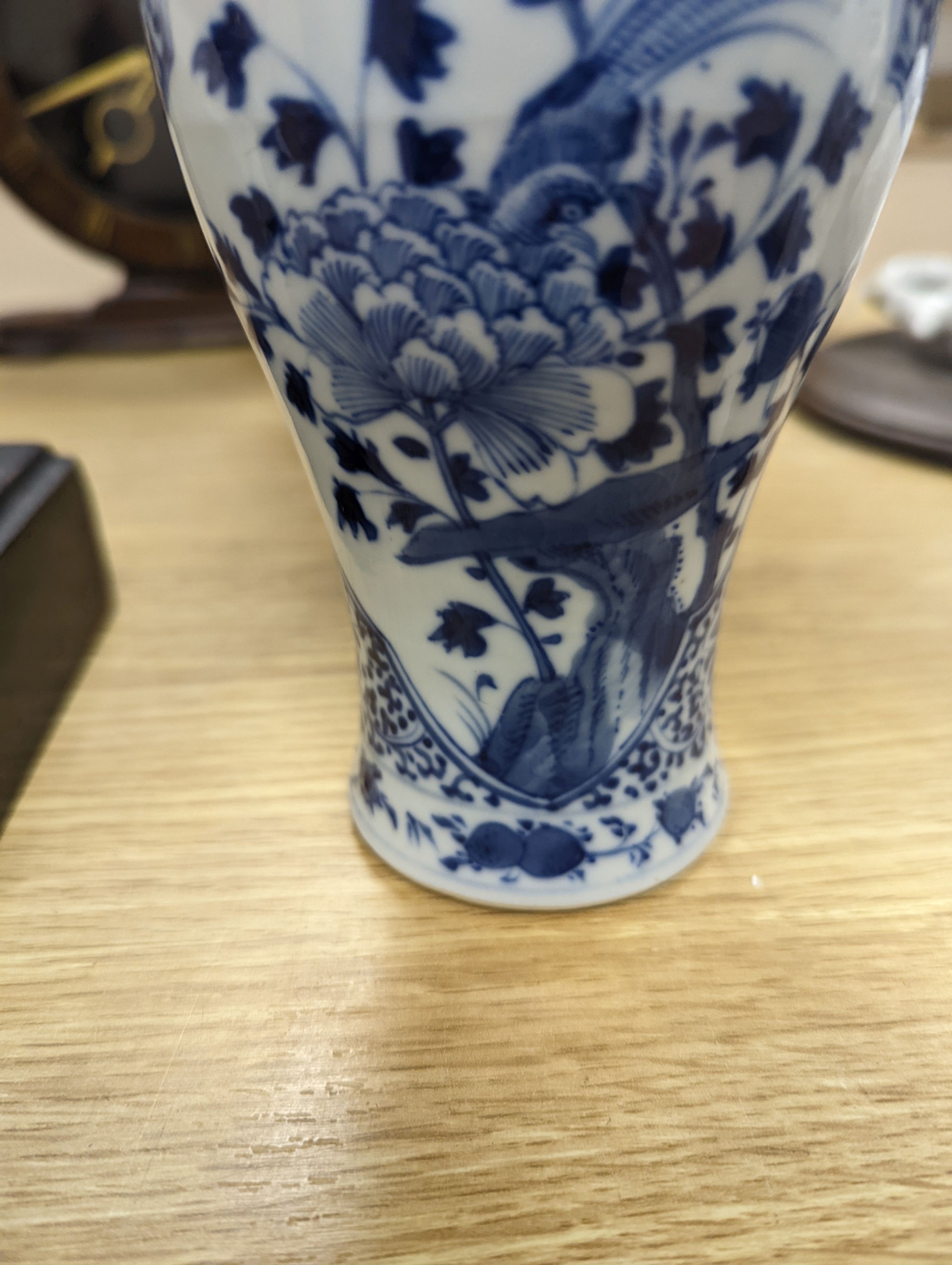 Three Chinese blue and white vases, late 19th/early 20th century, the tallest 19.5 cm